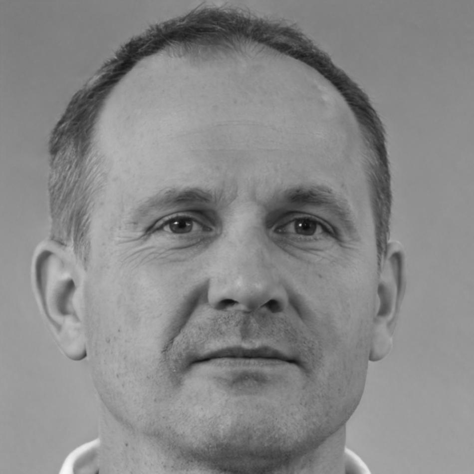 Carlos Mendoza, instructor principal del programa de presupuesto